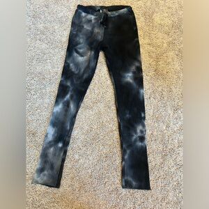 Electric Yoga leggings